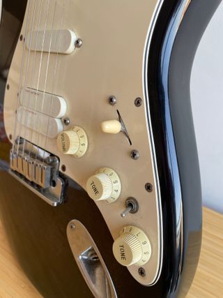 Guitarra Fender Stratocaster "Strat" Ultra Series