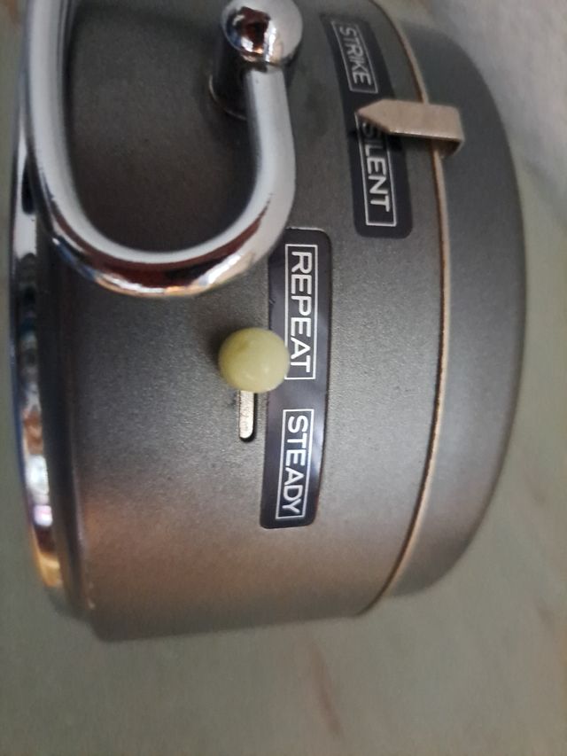 RELOJ DESPERTADOR MARCA WEHRLE THREE - IN - ONE.