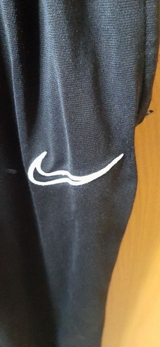 Pantalón dri.fit Nike M.