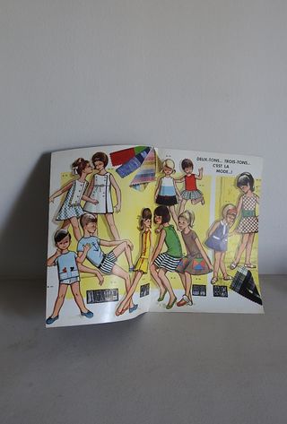 BABI. REVISTAS MODA NIÑOS/AS AÑOS 50-60