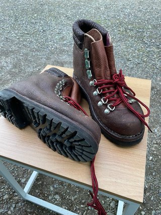 Botas clásicas de montaña