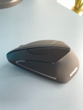 Ratón ergonómico inalámbrico a estrenar