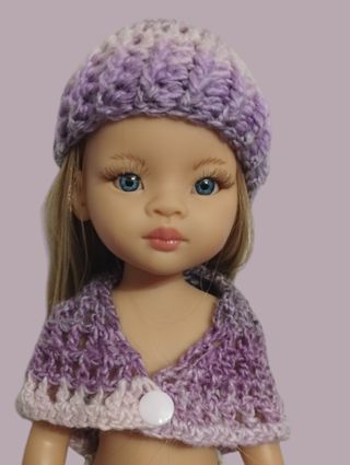 Chal y gorro para muñeca Paola reina
