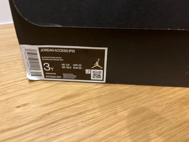 Deportivas Jordan 35 negras Piel