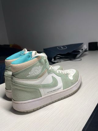 Nike Air Jordan Mid