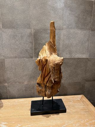 Estatua madera decoración