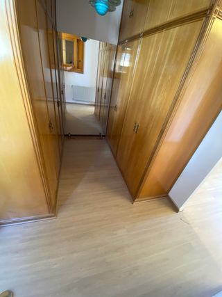 Instalacion de tarima y montaje de rodapies