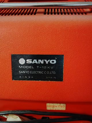 TV Sanyo T-12 KV