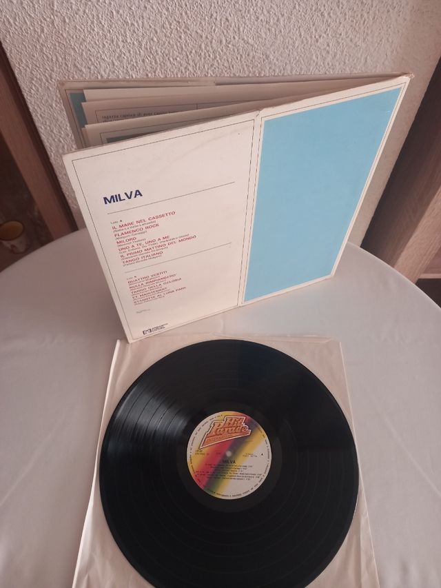 Milva - Milva. 1982 Italy. Recopilatorio. Gatefold