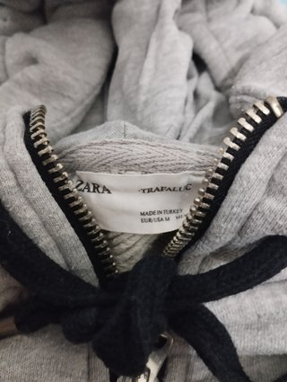 Chaqueta chándal talla M Zara gris mujer