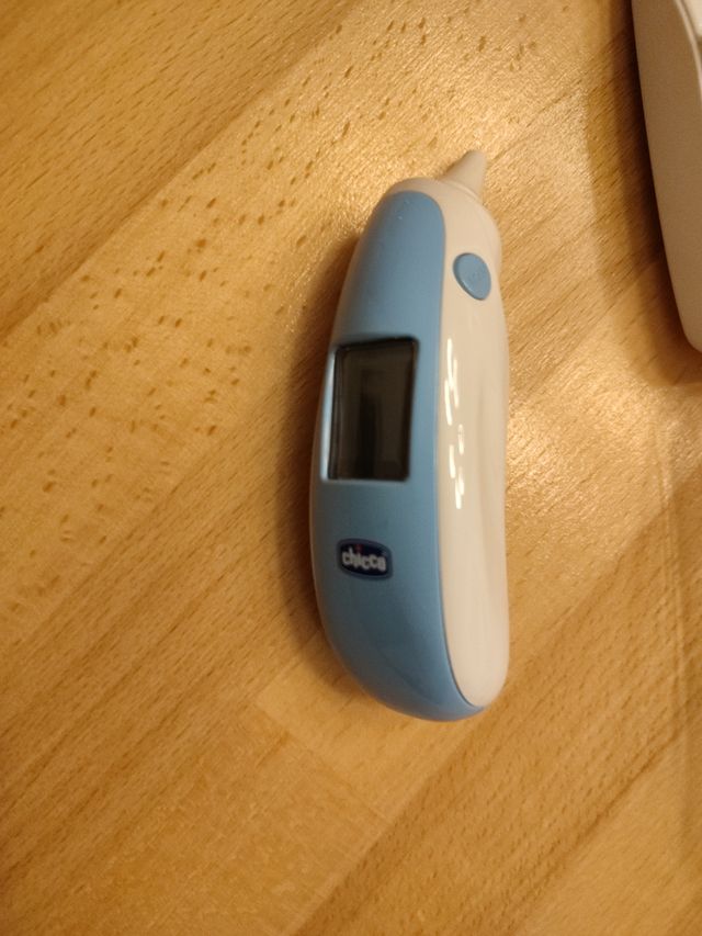 Termometro auricolare neonato / bambini