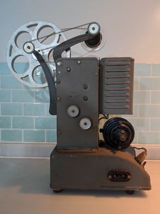 Proyector Relexi antiguo