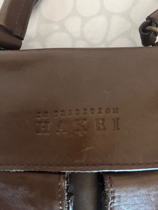 bolso de piel Hakei