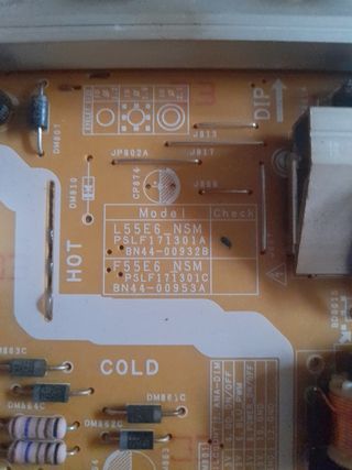 Fuente de alimentacion ue55nu7105k