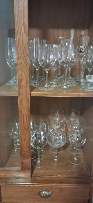 Librería y vitrina madera de haya 152x226