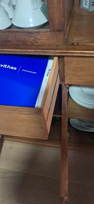 Librería y vitrina madera de haya 152x226