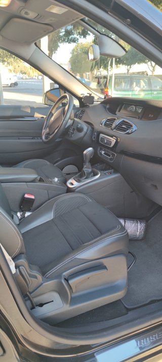 Renault Grand Scenic 2015