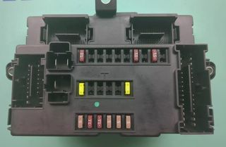 Modulo FIAT PEUGEOT 1365823080 Sicherungskasten