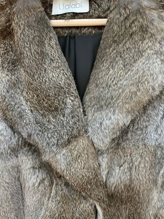Abrigo piel conejo