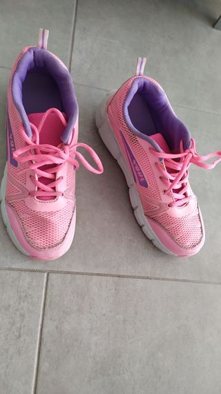 Zapatillas con ruedas para niña