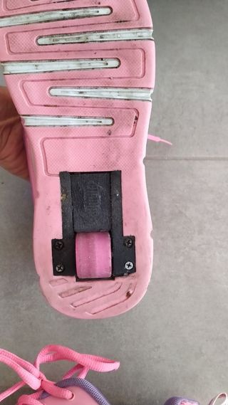 Zapatillas con ruedas para niña