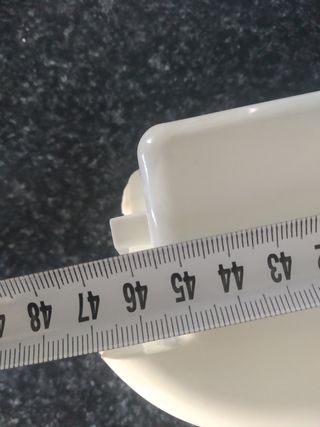 Botellero y baldas puerta frigorífico