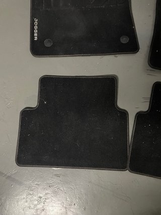 Alfombrillas originales dacia jogger
