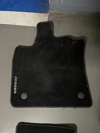 Alfombrillas originales dacia jogger