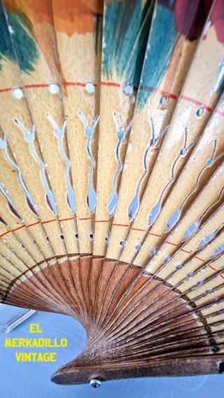 Abanico antiguo madera