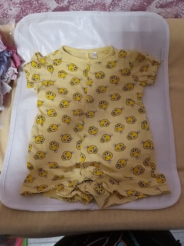 Lotto body e pagliaccetti 8pz