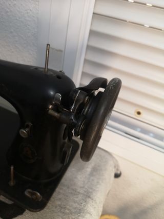 Máquina coser antigua alfa