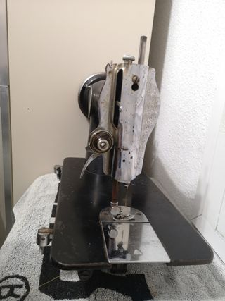 Máquina coser antigua alfa
