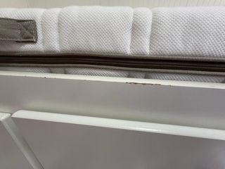 Divan hemnes de Ikea. Incluye un colchon.