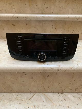 Stereo punto fiat ultimo modello