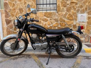 Yamaha sr 250
