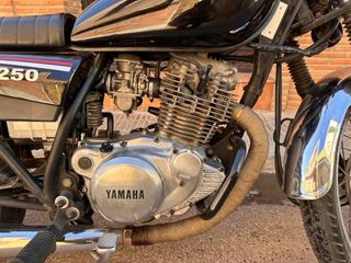 Yamaha sr 250