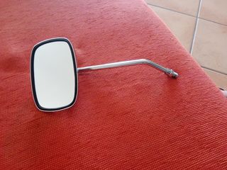 Specchietto moto