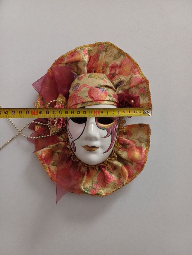 Máscara decorativa