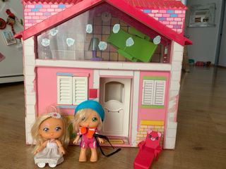 CASA BARRIGUITAS CON 2 MUÑECAS