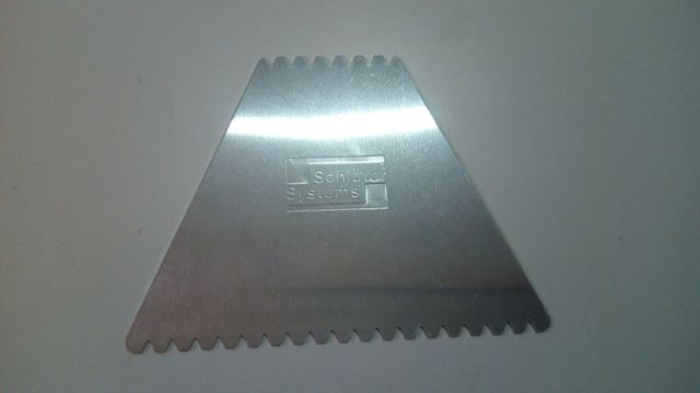 Spatola seghettata piccola