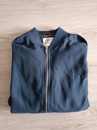 Chaqueta bomber azul