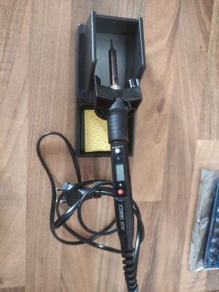 Soldador con soporte