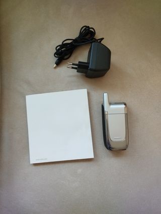 Móvil Nokia 6060 Antiguo