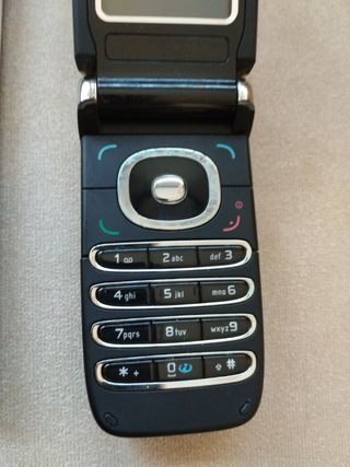 Móvil Nokia 6060 Antiguo