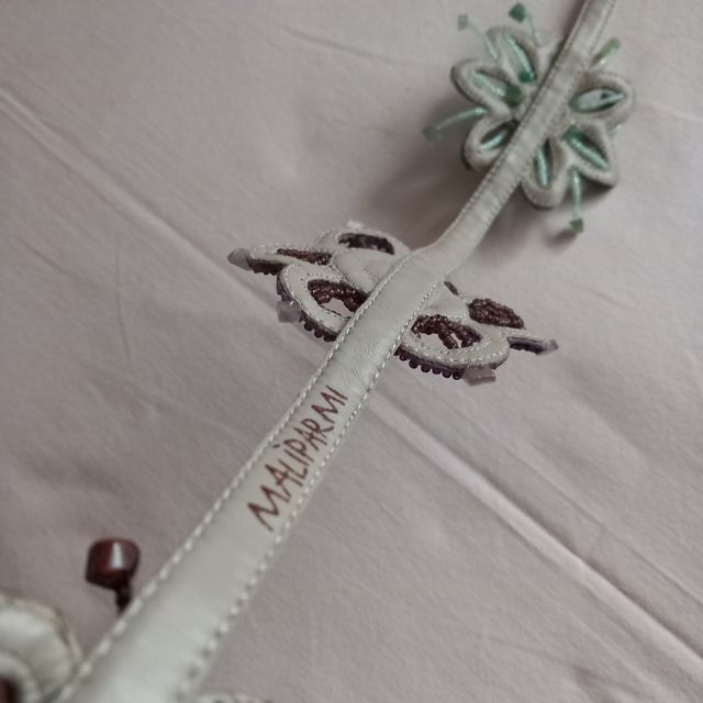 Cintura Maliparmi in pelle e perline