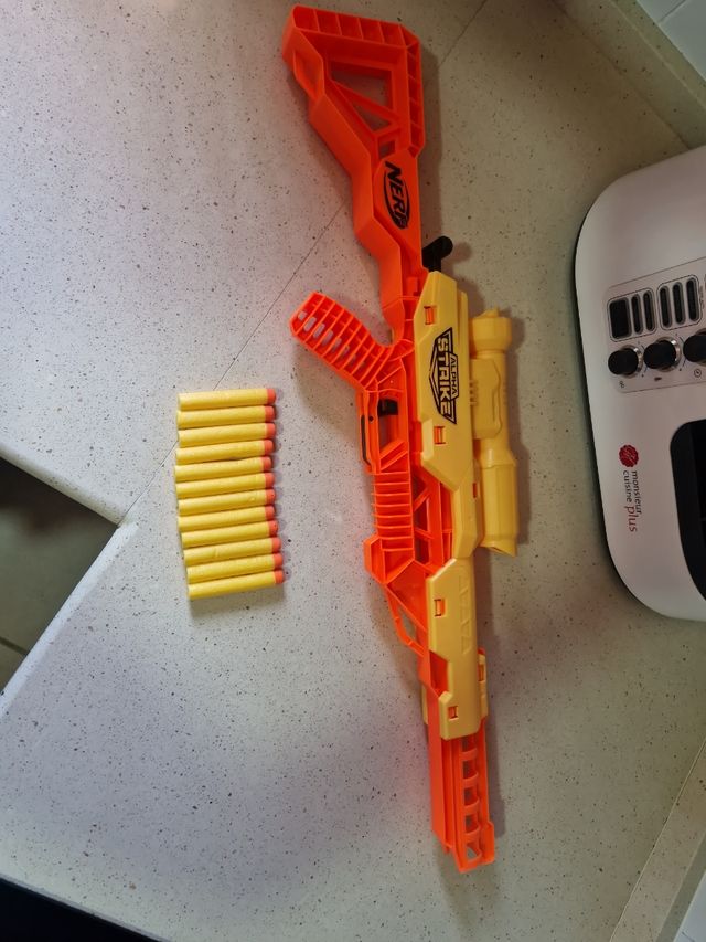 Pistola nerf alpha strike