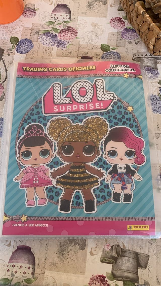Album completo cartas lol surprise