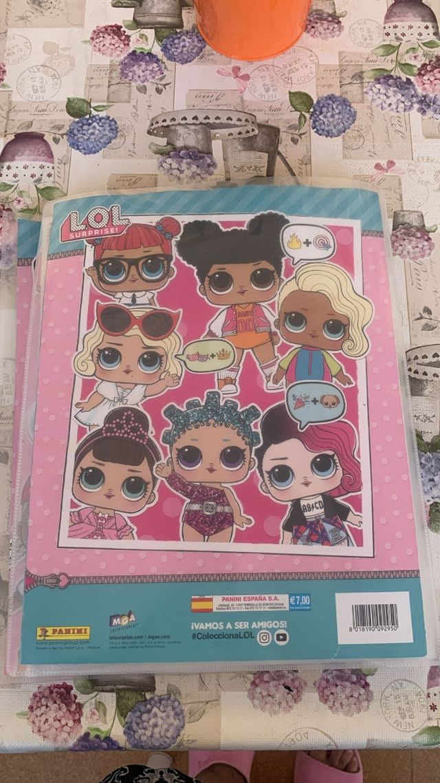 Album completo cartas lol surprise