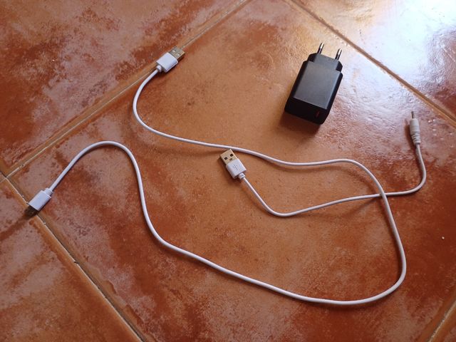 Lote accesorios móviles e informática 