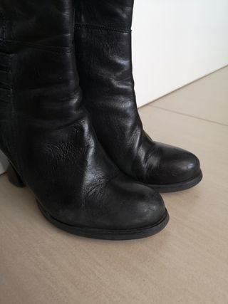 Stivali in pelle nera